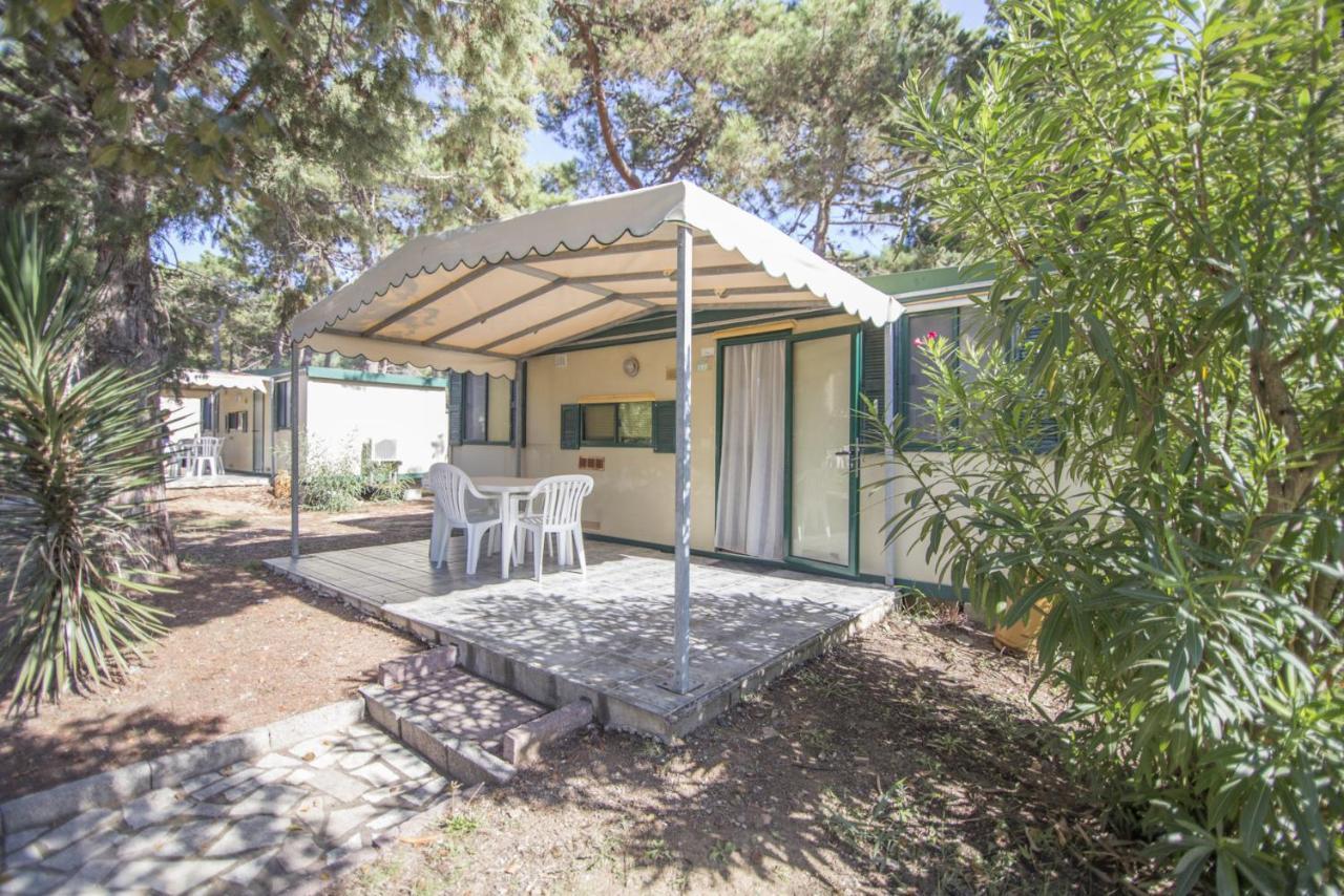 Campeggio Villaggio Sos Flores Tortolì Екстериор снимка