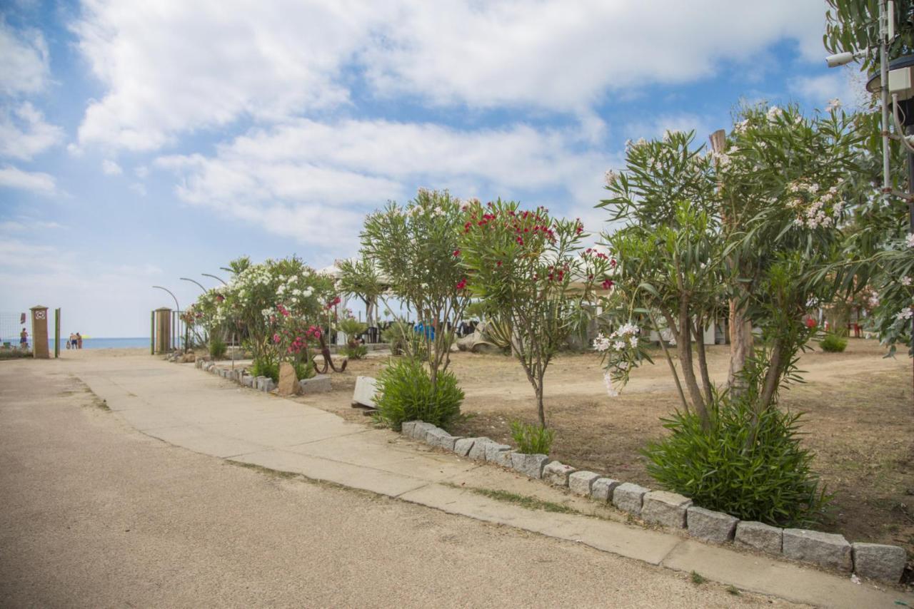 Campeggio Villaggio Sos Flores Tortolì Екстериор снимка