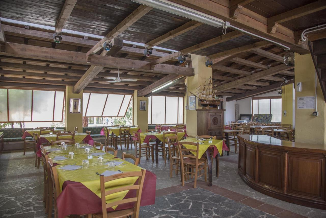 Campeggio Villaggio Sos Flores Tortolì Екстериор снимка