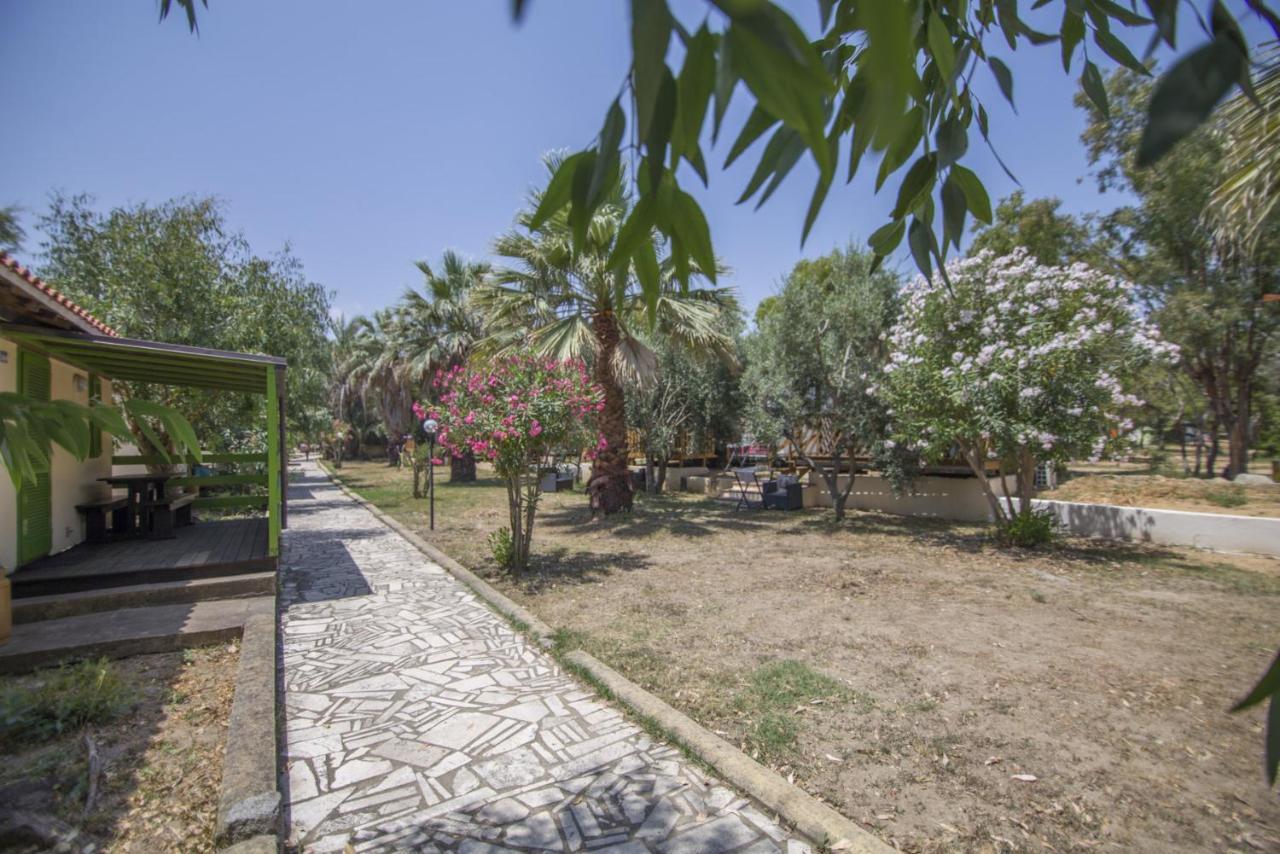 Campeggio Villaggio Sos Flores Tortolì Екстериор снимка
