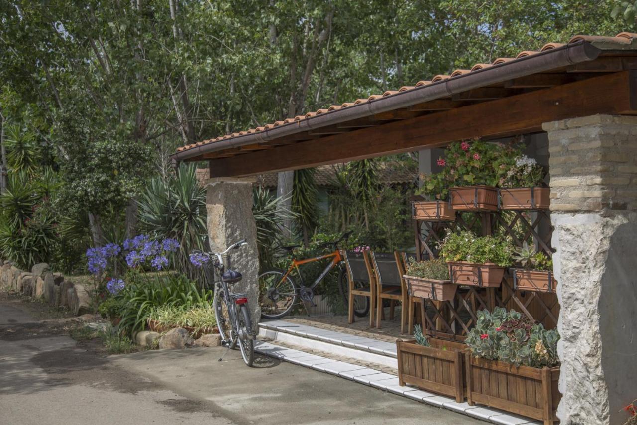 Campeggio Villaggio Sos Flores Tortolì Екстериор снимка