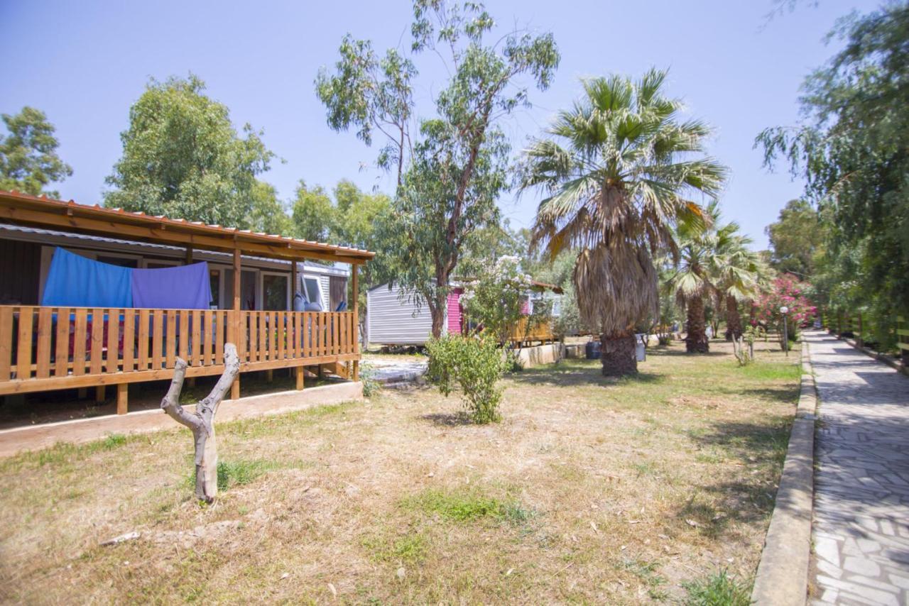 Campeggio Villaggio Sos Flores Tortolì Екстериор снимка